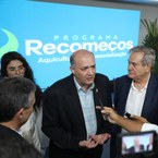 Reitor Josealdo Tonholo e o vice-governador Ronaldo Lessa