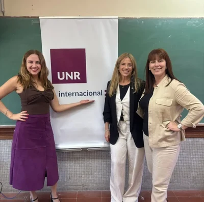 Professora Manuella Callou (de roxo), com as representantes da Universidade argentiana