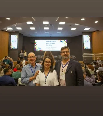 Leonardo Luz (à direita) com Eloy Martin e Suzille Chaves, respectivamente, das Secretarias Estaduais de Saúde e da Educação de Alagoas