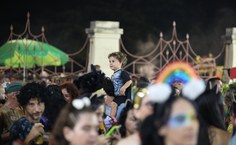 Filhinhos da Mamãe trouxe diversão, alegria e muita folia para pessoas de todas as idades (Foto: Renner Boldrino)