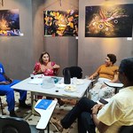 Funcionários do MHN participam de conversa sobre exposição Badjines