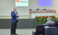 Reitor Valdiney Gouveia, da UFPB