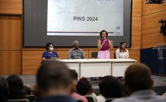 Abertura com a professora Cícera Albuquerque