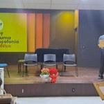 Professor do curso de Letras-Francês participa de evento na França