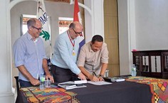 Marcos Moreira assina termo de cooperação