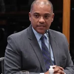 Professor Clayton Santos toma posse no conselho de Comunicação da Câmara dos Deputados