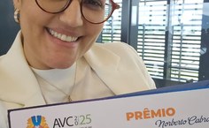 Professora Letícia Januzi conquistou prêmio Norberto Cabral