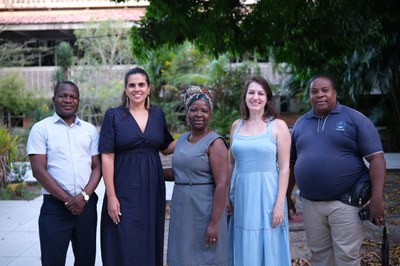 Professores Julio Masquete, Natallya Levino, Julia Freia, Patrícia Guarnieri e Francisco Nhachungue