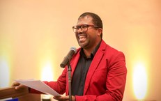 Professor Cleriston Izidro dos Anjos