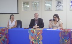 Professora Juliene Barros, reitor Josealdo Tonholo e vice-reitora Eliane Cavalcanti