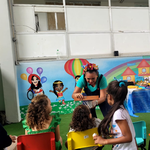 HU recebe projeto musical e de contação de histórias para pacientes