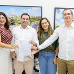 Prefeitura de Arapiraca formaliza doação da área de presídio desocupado à Ufal