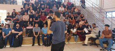 Professor Guilherme Lichand em palestra na Ufal Professor Guilherme Lichand em palestra na Ufal