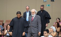 Ufal outorga mais dois títulos de professor emérito para docentes do IF e IQB