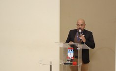 Mestre de cerimônias Sami Dantas