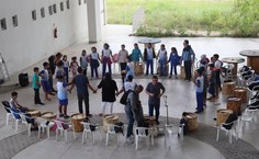 Projeto Circularte com oficina no CIC, com participação de alunos da Escola Municipal Maria Carmelita Cardoso Gama