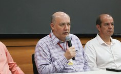 Reitor Josealdo Tonholo