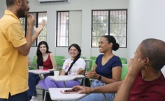 PET-Saúde Equidade promove reunião mensal com oficina cultural e aula de Libras