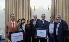 O reitor Josealdo Tonholo pretigiou os homenageados