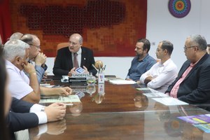 Ufal recebe cinco novos servidores para os campi Maceió e do Sertão