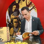 Professor de História debate escravidão em Encontro Internacional na Bahia