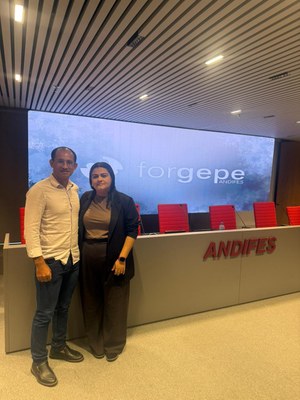 Representaram a Ufal, o diretor-geral do DAP, Clebson Farias, e a diretora-adjunta, Elma Fabiane da Silva.