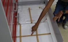 Museu universitário de artes contemporâneas realiza tratamento preventivo do acervo