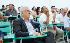 Público atento à defesa da tese centralizada na realidade alagoana
