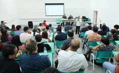 Público atento à defesa da tese centralizada na realidade alagoana
