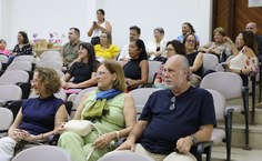 Defesa de memorial marca promoção de Cristina Camelo ao cargo de professora titular