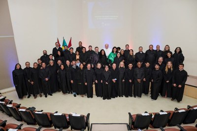 Novos diretores e vice-diretores tomaram posse na última quarta (1º)
