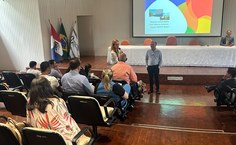 Professora Juliana Teodoro, diretora do Instituto de Matemática