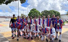 Equipes Ufal A (branco) e Ufal B (azul/vermelho)