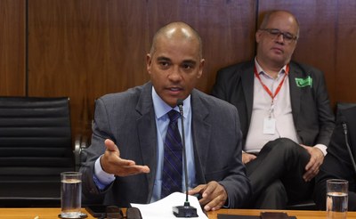 Professor e jornalista alagoano Clayton Santos, membro do Conselho Consultivo de Comunicação Social da Câmara dos Deputados
