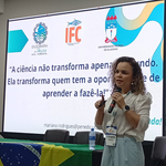 Professora da UE Penedo realiza palestra em evento internacional de aquicultura