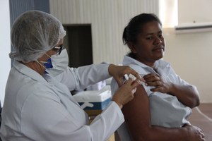 Hospital Universitário inicia campanha de vacinação contra Influenza