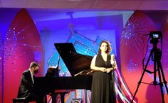 A soprano Ludmilla Bauerfeldt e o pianista André dos Santos
