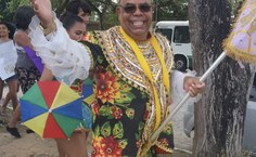 A alegria do folião no desfile na Ufal - foto de arquivo