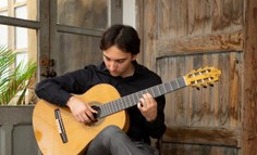 Violonista Luís Alejandro Garcia, atração internacional do Fevufal