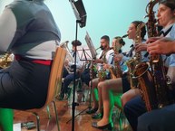 Maestro Cláudio Júnior, no sax, também  de Penedo, participou da apresentação final com a Banda de Música dos Bombeiros Voluntários de Castro Daire