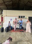 Tarde teve festa e música