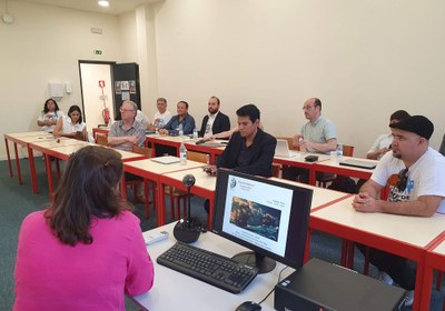 Participação da professora Cristina Cota, pesquisadora do Caravelas, no simpósio do Festival de Música de Penedo em Portugal | nothing