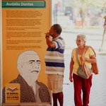 Acessibilidade: painéis dispõem de audiodescrição e vídeo em Libras