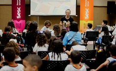 Crianças do Colégio de Aplicação da Ufal visitam Bienal e se encantam