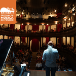 Grande atração do Festival de Música, Gismonti emociona fãs e lota teatro