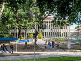 Serviços da Biblioteca têm horário de funcionamento estendido das 7h às 21h30