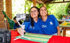 Bolsistas da Pinacoteca fizeram registro da visita para redes e divulgação do projeto Pina Visita