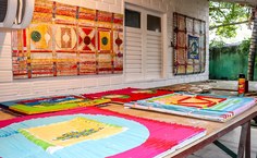 Obras expostas no ateliê de Delson Uchôa