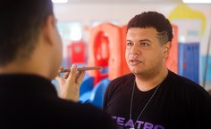 O estagiário Roosivelt Macário diz que estagiar no CapTV está sendo uma experiência encantadora