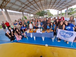 Projeto EnvelheSer Ativo comemora no campus o Dia do Idoso